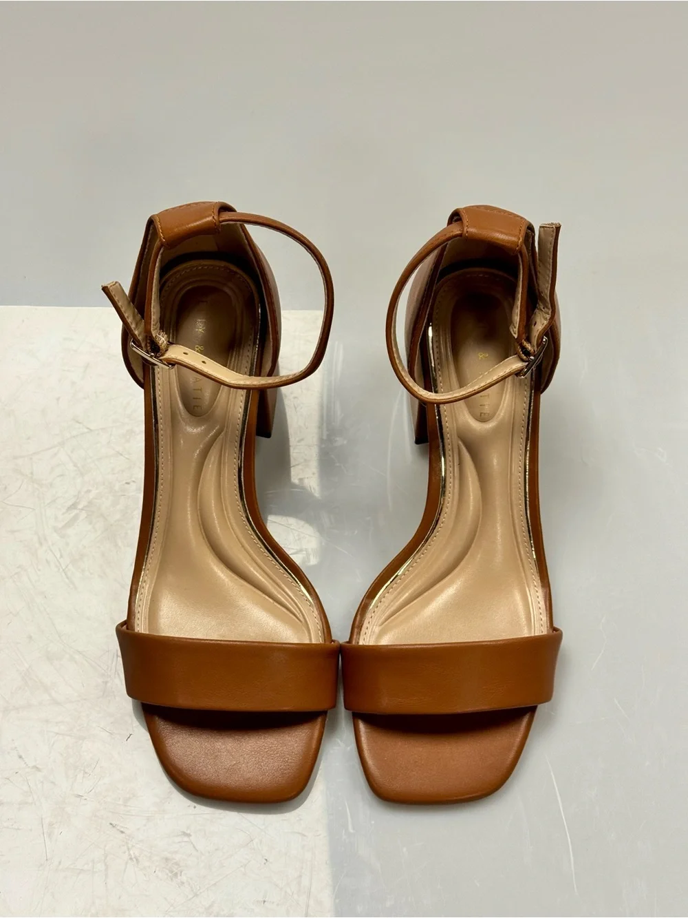 Kelly & Katie Brown Ankle Strap Block Heel Sandals Women’s Size 6.5